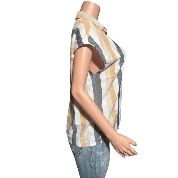 Shop basic women's sleeveless v-neck vertical striped polo tee size S,M - Picture 6 of 7